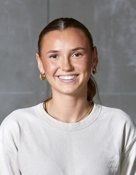 Olivia H. // 20 år